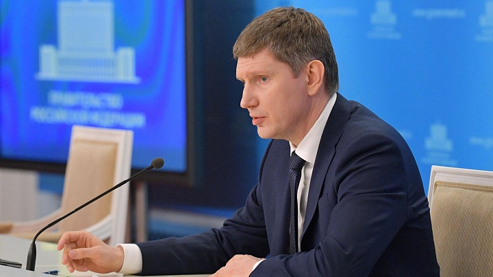 Решетников не исключил внесение изменений в закон о платформенной экономике