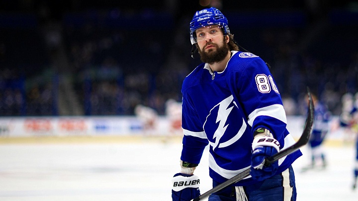 "Тампа" разгромила "Филадельфию" в матче НХЛ